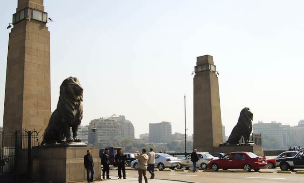 Qasr el-Nil bridge lions - ET