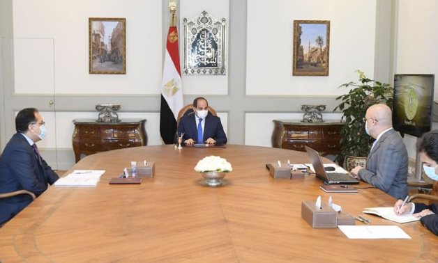 Egyptian President Abdel Fattah El-Sisi meets with Prime Minister Mostafa Madbouli and Housing Minister Assem El-Gazzar – Presidency 