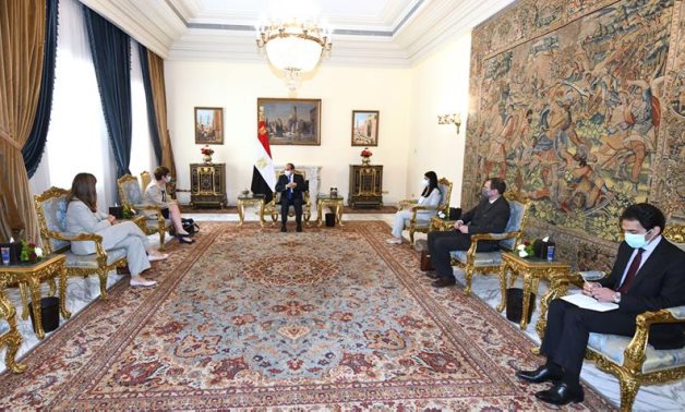 Egyptian President Abdel Fattah El Sisi received President of the European Bank for Reconstruction and Development (EBRD) Odile Renaud-Basso (Presidency)