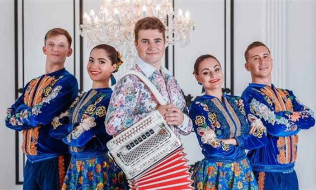 FILE - Russian band Parinya