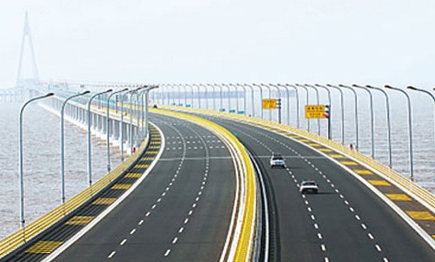 Egypt built 935 bridges, 7K new main roads in 9 yrs: Minister of Transportation