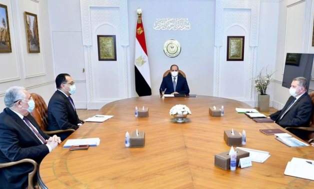 Meeting of President Abdel Fatah al-Sisi with a number of ministers on cotton. April 3, 2022. Press Photo
