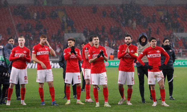 Spartak Moscow players applaud fans after the match REUTERS/Evgenia Novozhenina