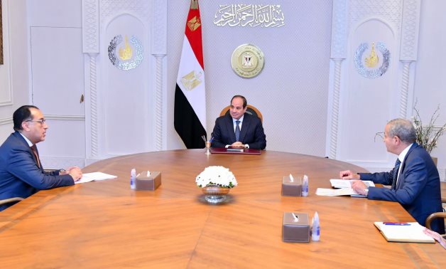 President Sisi meets with Prime Minister, Dr. Moustafa Madbouly, and Minister of Supply and Internal Trade, Ali El-Moselhy- press photoa