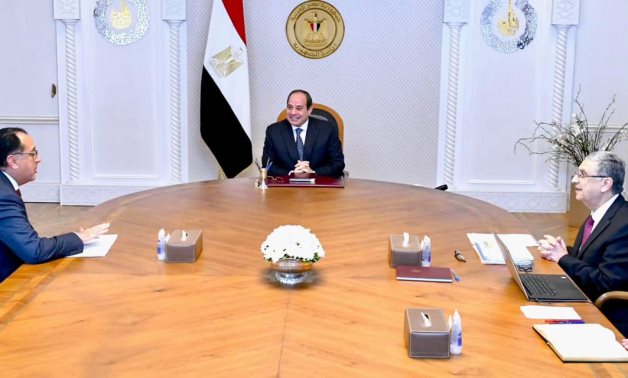 President Sisi meets with Prime Minister, Dr. Mostafa Madbouly, and Minister of Electricity and Renewable Energy, Dr. Mohamed Shaker- press photo