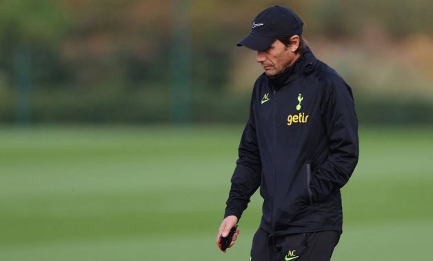 Tottenham Hotspur manager Antonio Conte during training Action Images via Reuters/Matthew Childs