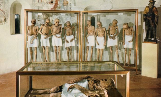 The Mummies of Venzone - Wikipedia