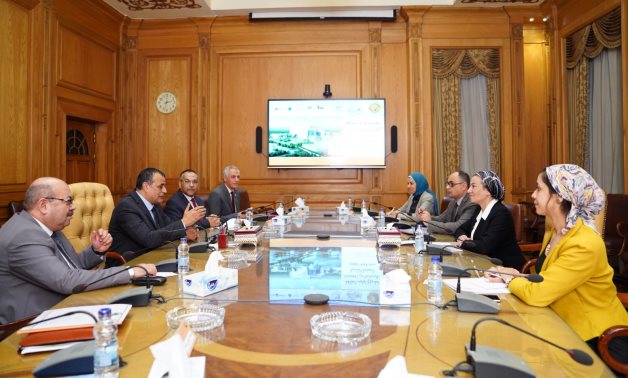 Minister of State for Military Production Mohamed Salah El-Din Mustafa and Minister of Environment Yasmine Fouad at the headquarters of the Ministry of Military Productio