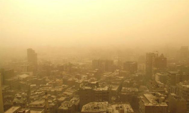 File Photo: Windy, sandy weather hits Cairo (Photo: Reuters)