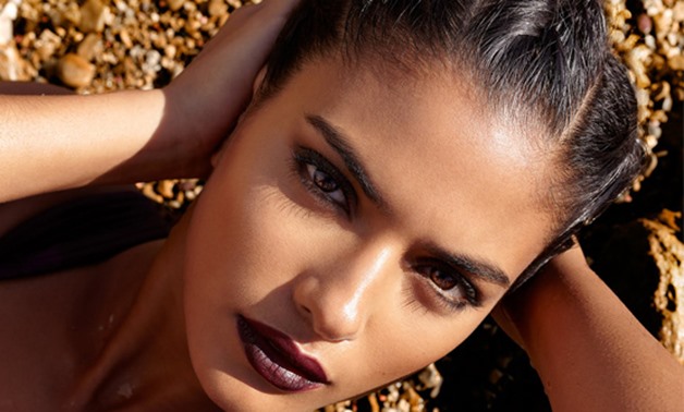 Behind the Scenes Photoshoot with model Rania Benchegra - Melis+Dainon/YouTube thumbnail