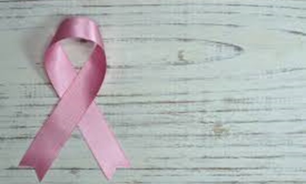 Breast cancer ribbon (photo by Pexels)