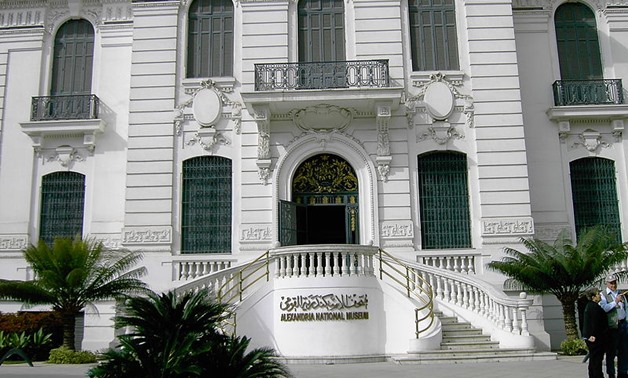 Entrance of Alexandria National Museum, Feb.16, 2006 – Wikimedia/papillus   