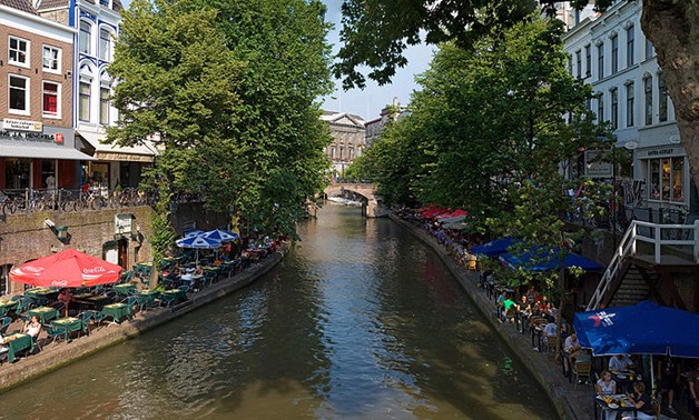 Cover photo – Oudegracht, the main canal of Utrecht, Netherlands July, 2006 - Wikimedia 