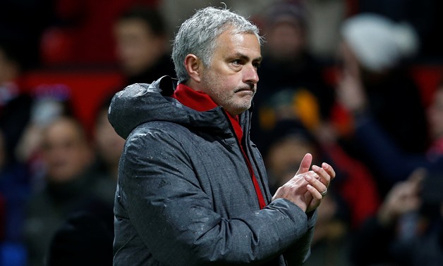 Soccer Football - Premier League - Manchester United vs Stoke City - Old Trafford, Manchester, Britain - January 15, 2018 Manchester United manager Jose Mourinho applauds fans after the match REUTERS/Andrew Yates 