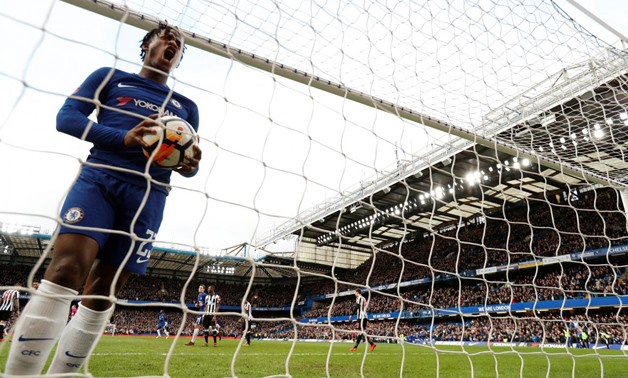 Soccer Football - FA Cup Fourth Round - Chelsea vs Newcastle United - Stamford Bridge, London, Britain - January 28, 2018 Chelsea's Michy Batshuayi reacts after Marcos Alonso scored their third goal Action Images via Reuters/John Sibley
