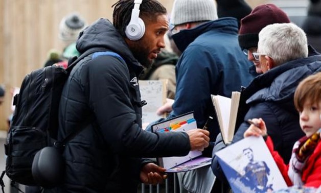 Soccer Football - Premier League - Burnley vs Everton - Turf Moor, Burnley, Britain - March 3, 2018 Everton's Ashley Williams signs his autograph for fans before the match Action Images via Reuters/Jason Cairnduff