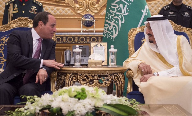 President Abdel Fatah al-Sisi (L) and King Salman (R) meeting in Riadh - Press Photo