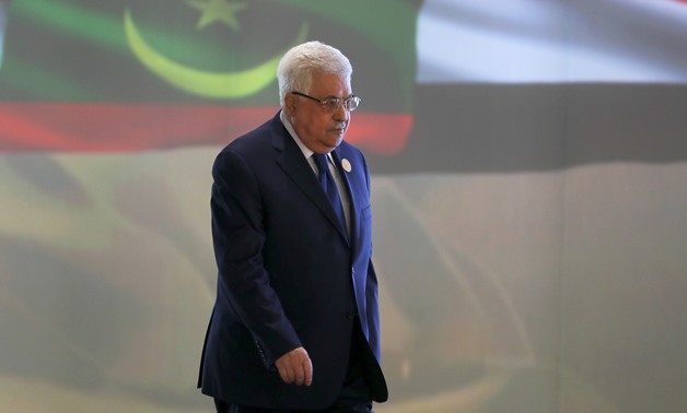 Palestinian President Mahmoud Abbas arrives before the start of 29th Arab Summit in Dhahran, Saudi Arabia April 15, 2018. REUTERS/Hamad I Mohammed