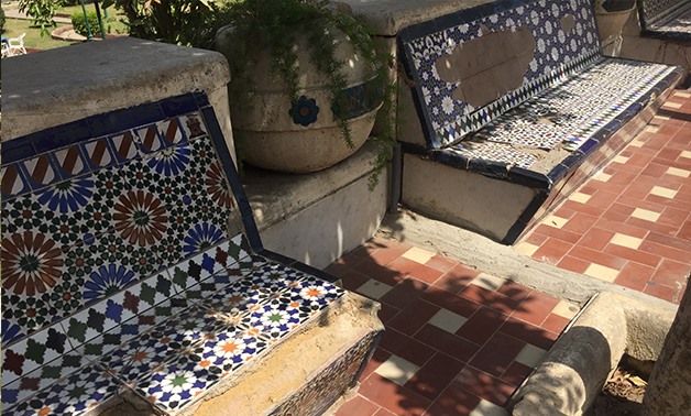 The broken mosaics of the benches - Egypt Today