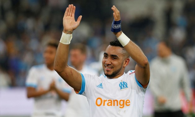 FILE PHOTO: Soccer Football - Ligue 1 - Olympique de Marseille vs OGC Nice - Orange Velodrome, Marseille, France - May 6, 2018 Marseille's Dimitri Payet applauds the fans at the end of the match REUTERS/Philippe Laurenson