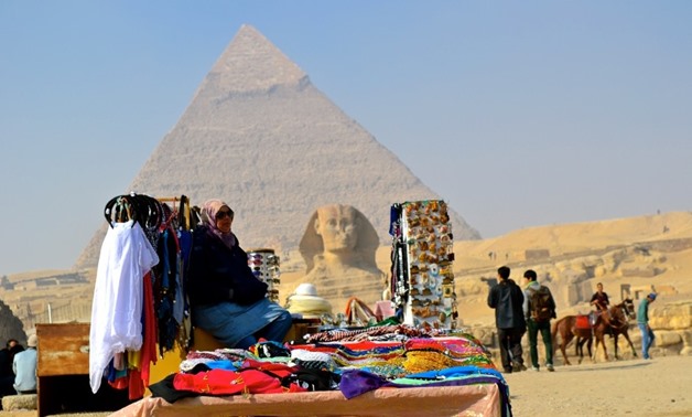 Egypt to impose LE 10,000 fine on those harassing tourists
