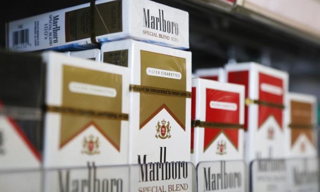 Packs of Marlboro cigarettes are displayed for sale at a convenience store in Somerville, Massachusetts July 17, 2014. REUTERS/Brian Snyder
