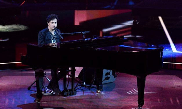 FILE PHOTO: Jamie Cullum performs during a special concert "The Queen's Birthday Party" to celebrate the 92nd birthday of Britain's Queen Elizabeth at the Royal Albert Hall in London, Britain April 21, 2018. John Stillwell/Pool via Reuters/File Photo
