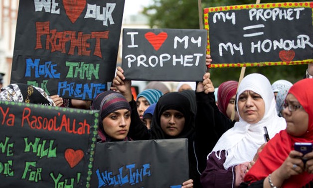 Protesters demonstrate against insults to Islam at the American Embassy in London Sept. 16 (Reuters/Neil Hall)