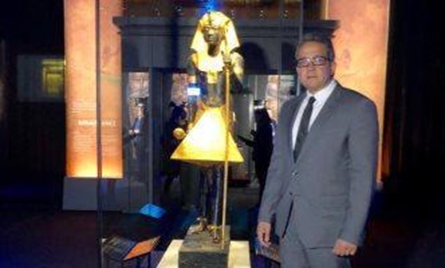 Ministry of antiquities Khaled Anany inaugurating Tutankhamen exhibition in Paris- Egypt Today