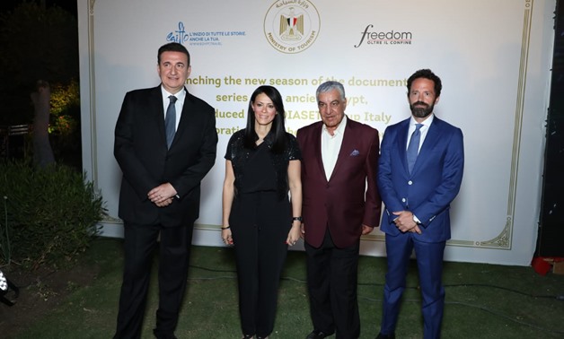 Tourism Minister Rania el-Mashat with Egyptologist Zahi Hawass and Italian presenter Roberto Giacobbo after campaign launched - press photo