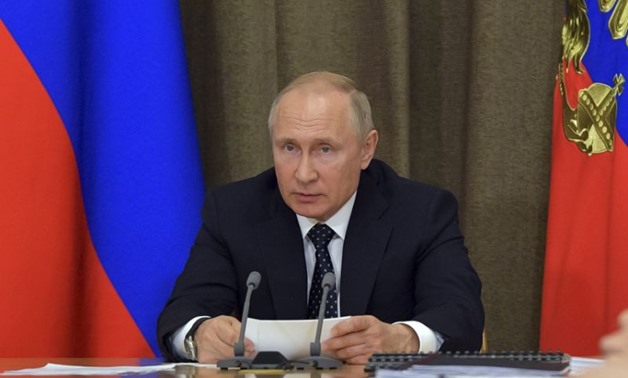 FILE PHOTO: Russian President Vladimir Putin chairs a meeting on military aviation in Sochi, Russia May 15, 2019. Sputnik/Alexei Druzhinin/Kremlin via REUTERS
