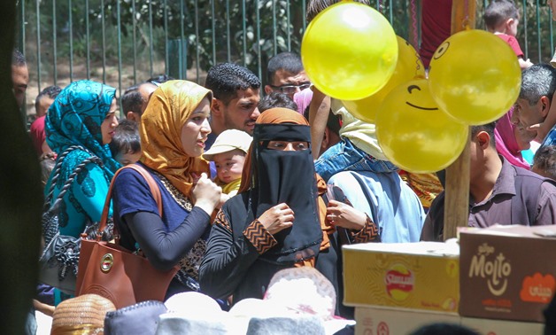 Egyptian visits Giza Zoo on the second day of Eid al-Fitr- Egypt Today/Khaled Kamel