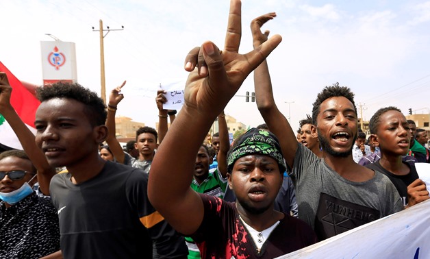 People demonstrate against the killing of protesting children, who were shot dead when security forces broke up a student protest in Khartoum, Sudan August 1, 2019. REUTERS/Mohamed Nureldin Abdallah
