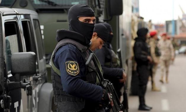 Police raids to the east and south of Cairo targeted hideouts of “terrorist elements.” (File photo: Reuters)
