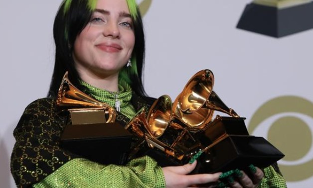 62nd Grammy Awards -Photo Room- Los Angeles California, US, Jan. 26, 2020 Billie Eilish poses backstage/Reuters/Monica Almeida