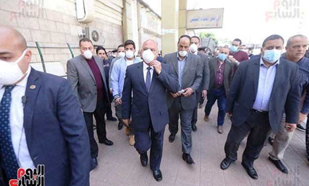 Egyptian Minister of Transportation Kamel al-Wazir made a tour of inspection at Ramses Railway station- Egypt Today/Hassan Mohamed
