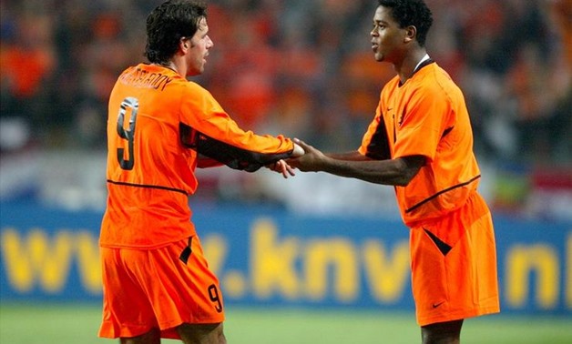 Van Nistelrooy (L), Kluivert (R) – Courtesy of Four Four Two