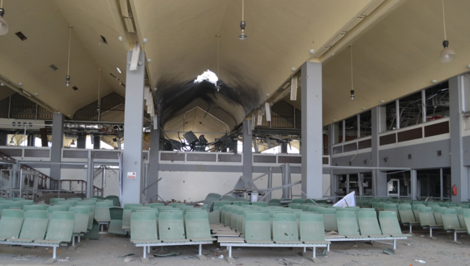 مطار عدن قبل إعادة ترميمه عقب قصف الحوثيين