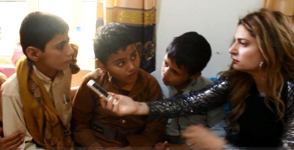الطفل يحىى صالح يكشف أفعال الحوثيين