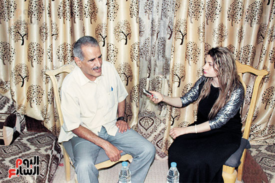 the reporter with minister of education in Yemen