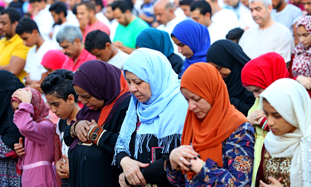 Egyptian women perform Eid- al-Adha prayer at Moustafa Mahmoud Mosque in Mohandessin of Giza on August 11,2019- Egypt Today- Maher Iskander