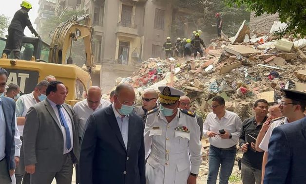 Photos: Old building in Cairo collapses; 5 bodies recovered, search underway for more victims