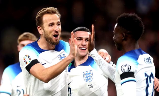Lacklustre England seal top spot with win over Malta